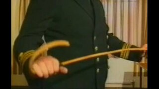 ���්රිතාන්ය නාවික කාන්තාවක් caned