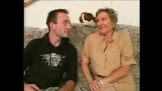 Brandus Močiutė gauna pakliuvom la vieja de las compra Brandus Močiutė gauna pakliuvom la vieja de las compra