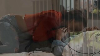 Ibu tiri tidak menyerah menyenangkan