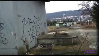 ���ெண் மிகவும் கொம்பு மற்றும் அவர் விரும்புகிறார் செக்ஸ் இப்போதே கூட தெருவில்